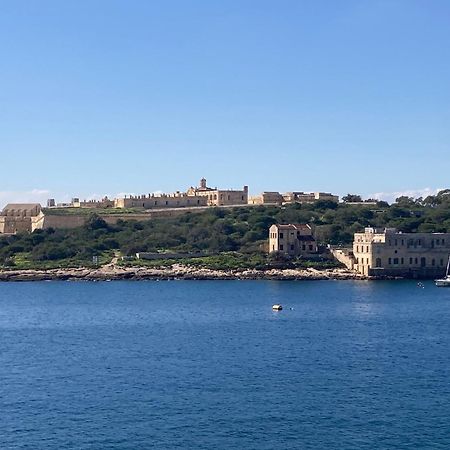Charming Central Townhouse In Sliema Steps From Promenade And Sliema Ferry Lejlighed Eksteriør billede